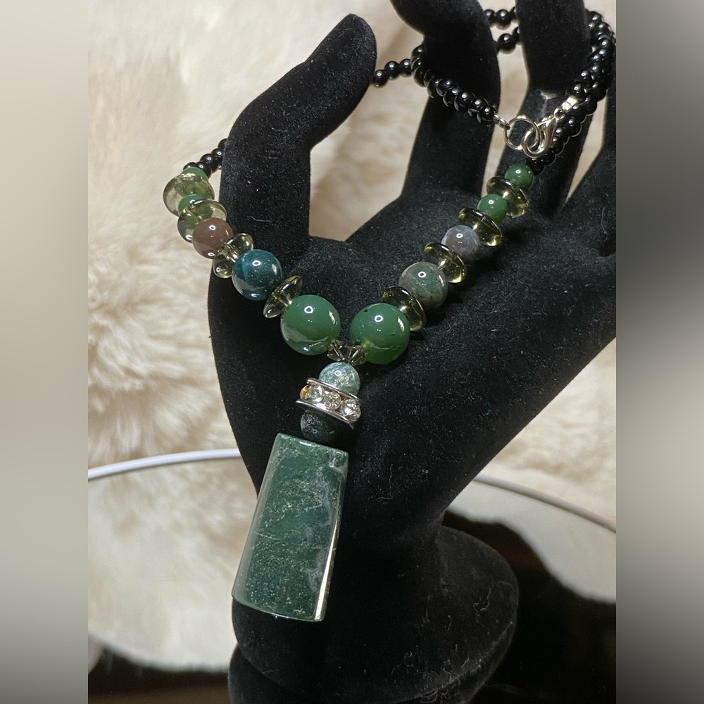 Vintage Gemstones 232ct COLUMBIAN EMERALD GEM GERMAN SILVER NECKLACE 16"